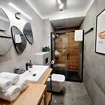Kolory Warmii Bialy I Szary Apartman